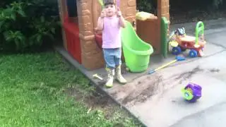 Sam Garden 2.MOV