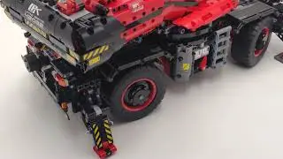 LEGO Technic 42082 Rough Terrain Crane