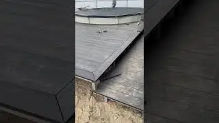 В процессе монтажа Дпк доски вокруг бассейна