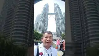 Jalan jalan bayar sendiri itu biasa, tetapi kalau dibayari Bos kita itu Luar Biasa(PRESIDEN ERI)
