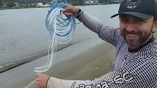 tarrafada do choquito com ajuda dos botos pescadores !!