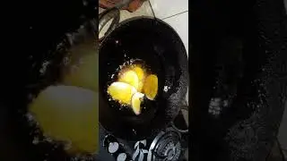 #frying #chipsasmr #shortsfeed #shortsviral #asmrsounds