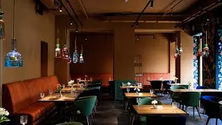 Освещение ресторана Alice Garden на Невском проспекте