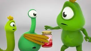 Migol can´t open a jar of strawberries