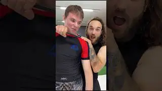 От ножа защититься можно только чудом #самооборона #грэпплинг #bjj #пашатехник