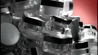 Pond's Age Miracle Thematic Ad