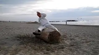 BJJ Beach Workout - Passing the Guard