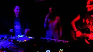 3.11.12 • THE CRUISING (live) • BARAKOBAMABAR