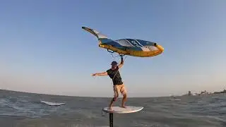 Wingboarding Wind Swell until Sunset