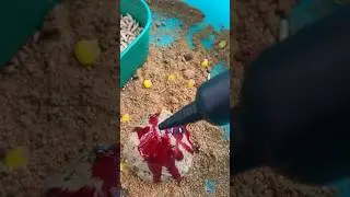 Бомбовый законом с руки шарами. 