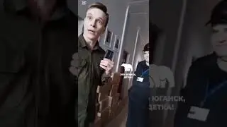 Она кто? Техничка. Я с мэрией работаю...