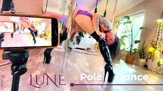 Lune : Ava Madison Pole Dance (4K)