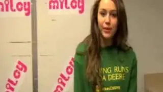 Mileyworld - Backstage with Miley