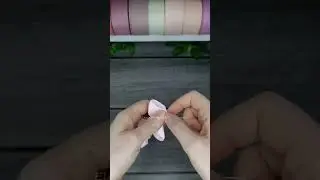 Цветок из лент 
