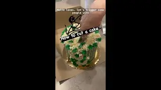 How to cut a cake (trigger warning😅)