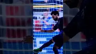 Mo Salah left foot no look finish 🇪🇬👑. 