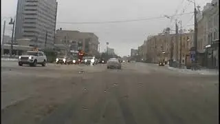 #На ходу "срывает"крышу/