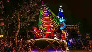 Paint the Night Parade Full Show with New Incredibles Float HD