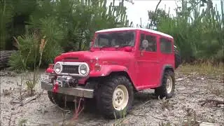 Tamiya CC-01 ランクル40　走行動画