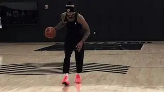 Damian Lillard working out in the Portland gym after the trade 