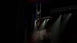 Contemporary female duo trapeze 