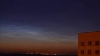Серебристые облака 08 июля 2016 в городе Уфа  || Noctilucent cloud