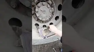 небольшой лайфхак. колпачек на внутреннем колесе..