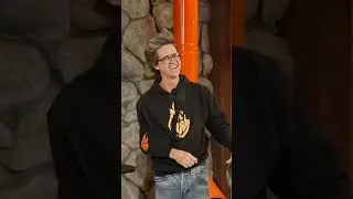 Link Discovers He’s Ambidextrous