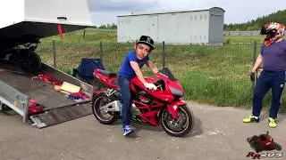 Трековые гонщики