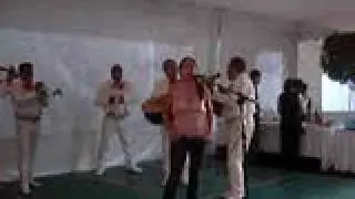 rosalia cantando ranchero