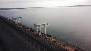 Над Плотиной Братской ГЭС