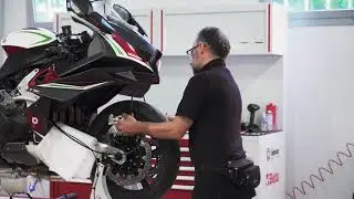 Bimota Tesi H2. How to assembly the front wheel.