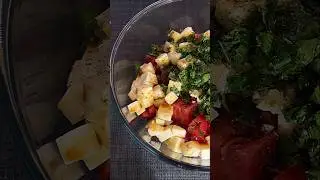 Адыгейский салат с баклажанами 