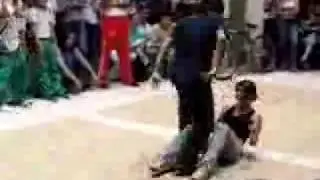 Танец изображающий сексуальные позы