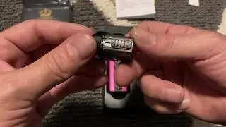 Opening a UWell Crown Pod Vape