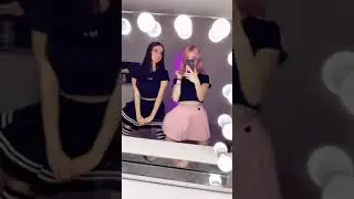TikTok twins dance to Phut Hon viral song 🍑 (E-girl) laurenxburch