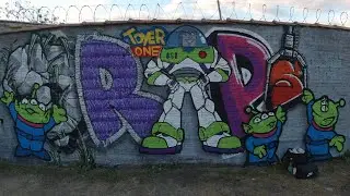 Toyer One Graffiti Design