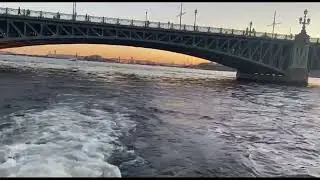 В Санкт-Петербурге стартовала навигация 2024 по рекам и канала