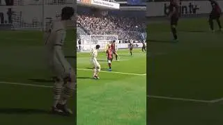 bend it like Beckham #shorts #football #pes2021