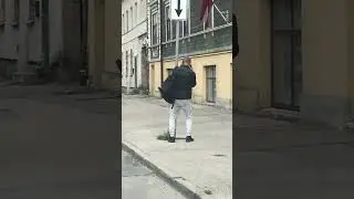 Narkomāns daugavpils ielā
