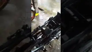 mereview kondisi  sepeda  motor yang akan  diperbaiki