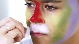Snazaroo Rainbow Tiger Face Painting at WHSmith