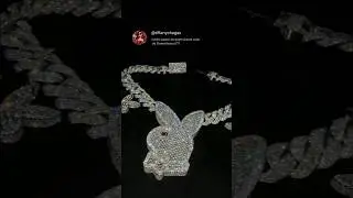 Olha o tanto de Diamantes 💎 que tem nesse colarrrrr 🤑😮[Reprodução: @eliantte]