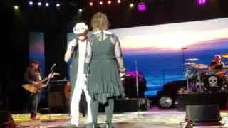 Heart With Cheap Trick - "Love Hurts" at Jones Beach 7/28/16