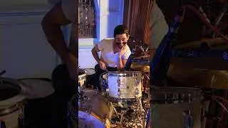 That’s the classic Ben Rose “elbow tone.” Masterclass coming soon.