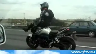 Байкер разбился в ДТП на МКАД