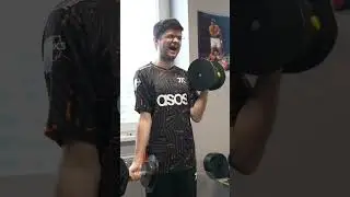 League players walk into the gym 