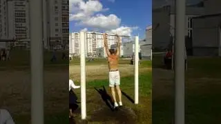 ВЫХОД СИЛОЙ НА ТУРНИКЕ .