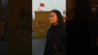 Aldığım en net cevaptı :D ksksk ( Küpe takan erkek )