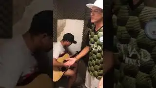 les dejo un acustico de pasajero con mi amigo Víctor muchas gracias.